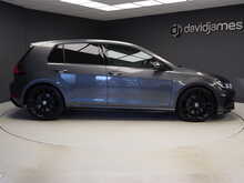 Volkswagen Golf TSI R - U12240