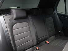 Volkswagen Golf TSI R - U12240