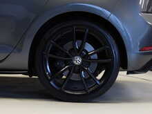 Volkswagen Golf TSI R - U12240