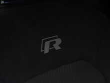 Volkswagen Golf TSI R - U12240