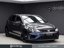 Volkswagen Golf TSI R - U12240