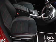 Mercedes-Benz GLB GLB200 AMG Line - U12242