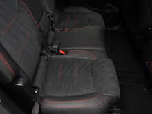 Mercedes-Benz GLB GLB200 AMG Line - U12242