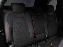 Mercedes-Benz GLB GLB200 AMG Line - U12242