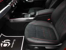 Mercedes-Benz GLB GLB200 AMG Line - U12242