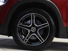 Mercedes-Benz GLB GLB200 AMG Line - U12242