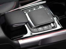 Mercedes-Benz GLB GLB200 AMG Line - U12242