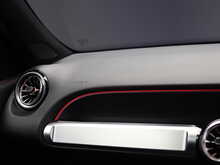 Mercedes-Benz GLB GLB200 AMG Line - U12242