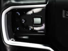 Land Rover Range Rover Velar D200 MHEV R-Dynamic SE - U12244
