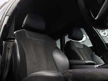 Audi A4 Avant TFSI S line - U12273