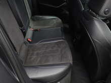 Audi A4 Avant TFSI S line - U12273