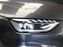 Audi A4 Avant TFSI S line - U12273