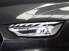 Audi A4 Avant TFSI S line - U12273