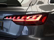 Audi A4 Avant TFSI S line - U12273