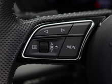 Audi A4 Avant TFSI S line - U12273