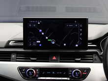 Audi A4 Avant TFSI S line - U12273