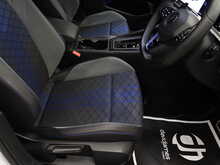 Volkswagen Golf TSI R - U12284