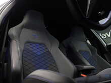 Volkswagen Golf TSI R - U12284