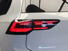 Volkswagen Golf TSI R - U12284