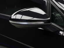 Volkswagen Golf TSI R - U12291