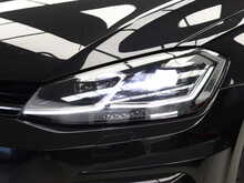 Volkswagen Golf TSI R - U12291