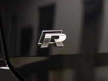 Volkswagen Golf TSI R - U12291