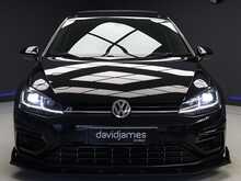 Volkswagen Golf TSI R - U12291