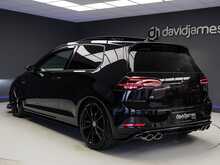 Volkswagen Golf TSI R - U12291