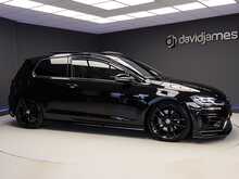 Volkswagen Golf TSI R - U12291