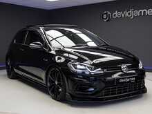 Volkswagen Golf TSI R - U12291