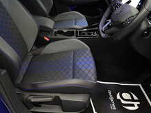 Volkswagen Golf TSI R - U12293