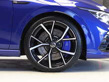 Volkswagen Golf TSI R - U12293