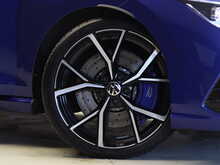 Volkswagen Golf TSI R - U12293