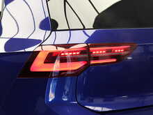 Volkswagen Golf TSI R - U12293