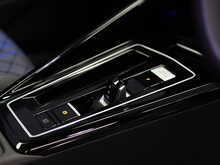 Volkswagen Golf TSI R - U12293