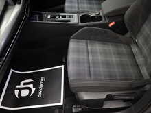 Volkswagen Golf TDI GTD - U12294