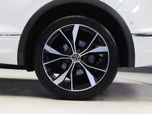 Volkswagen Tiguan TSI R-Line - U12298