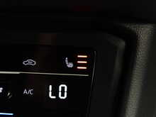 Volkswagen Tiguan TSI R-Line - U12298