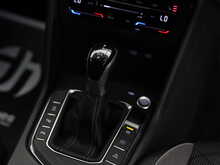 Volkswagen Tiguan TSI R-Line - U12298