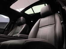 Land Rover Range Rover Velar D200 MHEV Edition - U12302