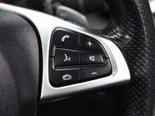 Mercedes-Benz GLC GLC250d AMG Line - U12305