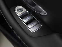 Mercedes-Benz E Class E300h MHEV AMG Line Night Edition - U12309