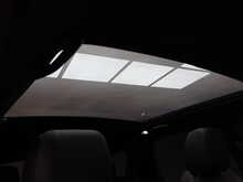 Land Rover Discovery Sport D200 MHEV Dynamic SE - U12348