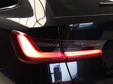 BMW 3 Series 320d MHT M Sport - U12366