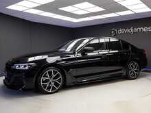 BMW 5 Series 520d MHT M Sport - U12376