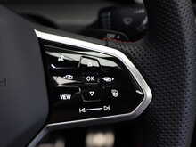 Volkswagen Golf TSI GTI - U12406