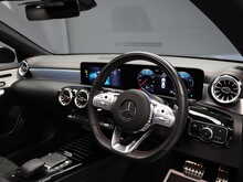 Mercedes-Benz CLA CLA180 AMG Line Night Edition - U12409