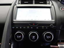 Jaguar E-PACE P200 R-Dynamic HSE - U12439