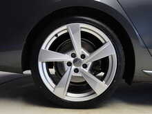 Audi A4 Avant TFSI S line - U12449