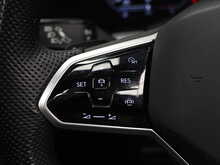 Volkswagen Touareg TSI V6 Black Edition - U12462